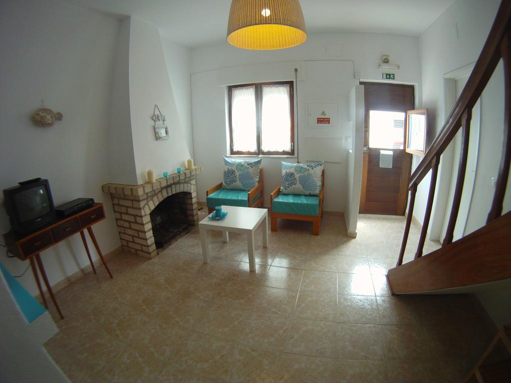 Ahoy Porto Covo Hostel 外观 照片